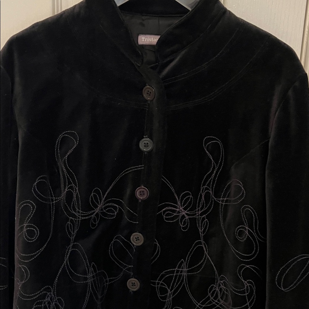 Tristan & Iseut Black Velvet Women's Blazer ♥️ - Picture 3 of 11